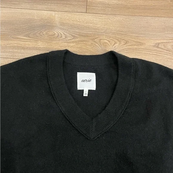 Aerie Black V-Neck Sweater - Picture 3 of 6